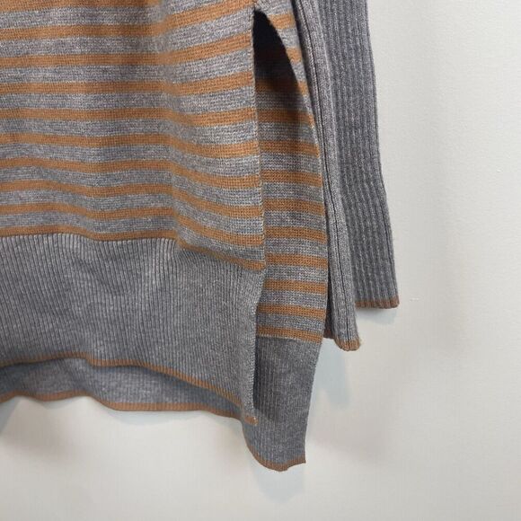 By Anthropologie Gray Tan Off the Shoulder Thick Knit Striped Sweater Size Small - Picture 4 of 8